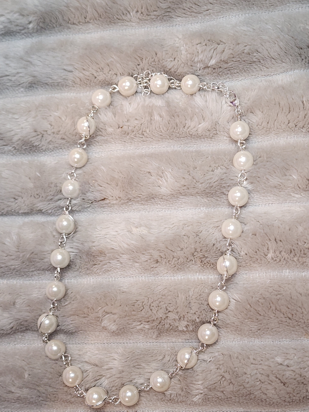 Classic Pearl Link Necklace - White